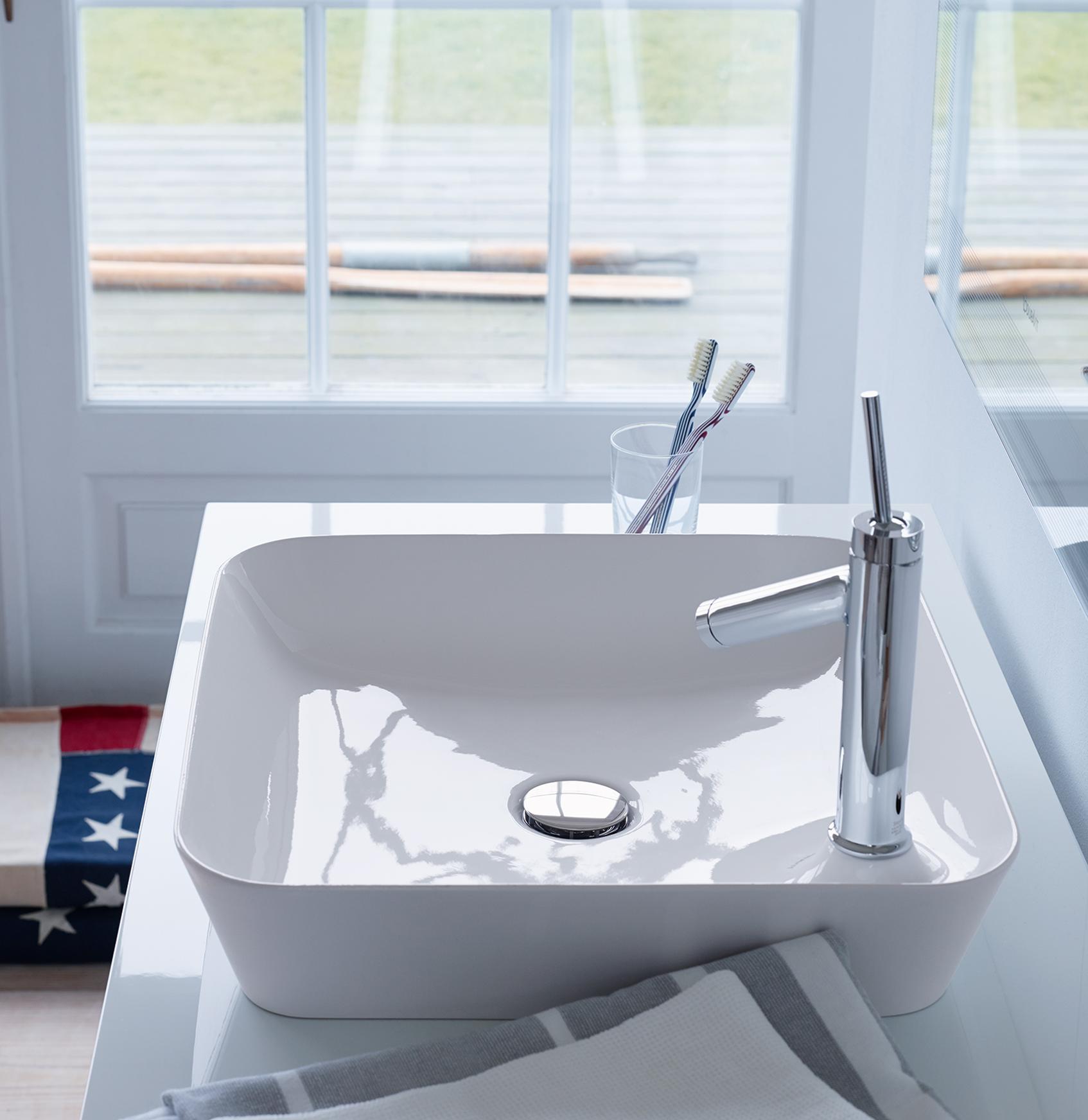 Duravit Cape Cod – łazienka aranżacje, wyposażenie łazienki, umywalka stawiana na blacie Duravit – Lazienkarium Duravit Cape Cod – łazienka aranżacje, wyposażenie łazienki, umywalka stawiana na blacie Duravit – Lazienkarium