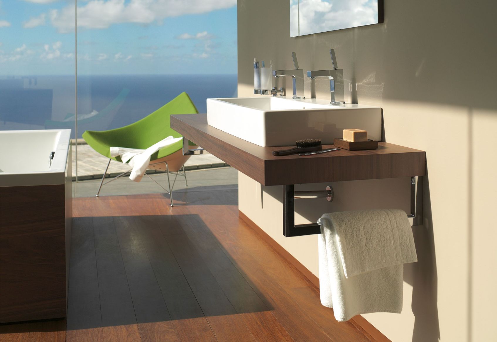 Duravit Fogo Meble Umywalki Łazienkowe Do Łazienki pod Umywalkę z Blatem, Duravit Fogo Szafka Boczna Ścienna Na Nogach Nóżkach - Cena Ceny Cennik Opinie Wymiary Katalog Inspiracje Aranżacje Dystrybutor Sklep Polska - lazienkarium.pl Duravit Fogo Meble łazienkowe Drewniane