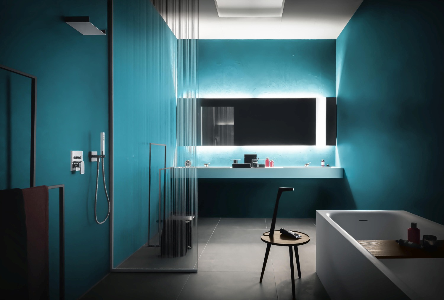 Oświetlenie ledowe nad wanną w łazience - www.Łazienkarium.pl led w łazience, światło led w łazience, listwa led w łazience