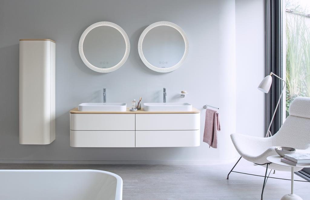 lustro w łazience nowojorskiem, łazienka nowojorska z lustrem okrągłym, okrągłe lustro w stylu nowojorskim